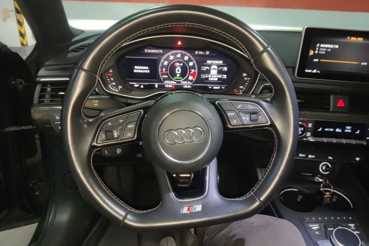 Used Audi S4 2018 S4 3.0TFSI Steering Wheel