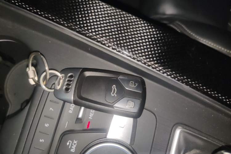 Used Audi S4 2018 S4 3.0TFSI Vehicle Key