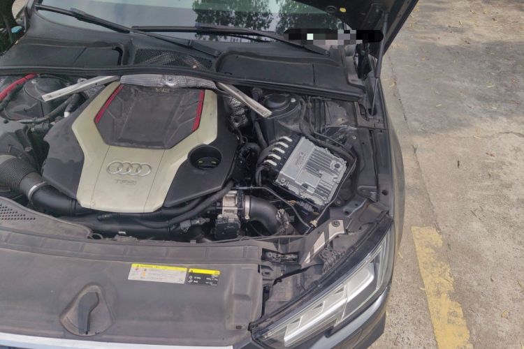 Used Audi S4 2018 S4 3.0TFSI Engine Bay Left