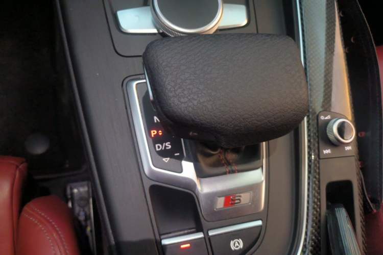 Used Audi S4 2018 S4 3.0TFSI Gear Lever