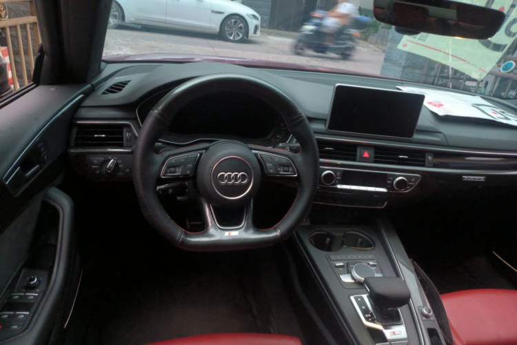 Used Audi S4 2018 S4 3.0TFSI Steering Wheel