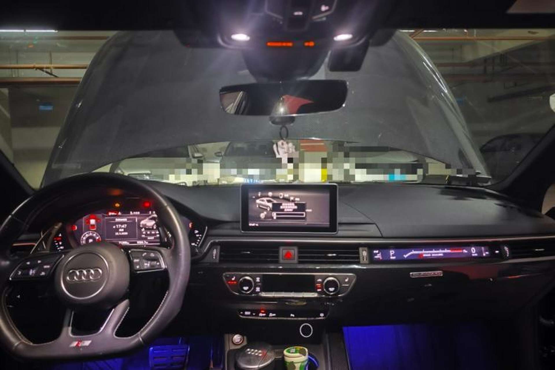 Used Audi S4 2018 S4 3.0TFSI Center Console