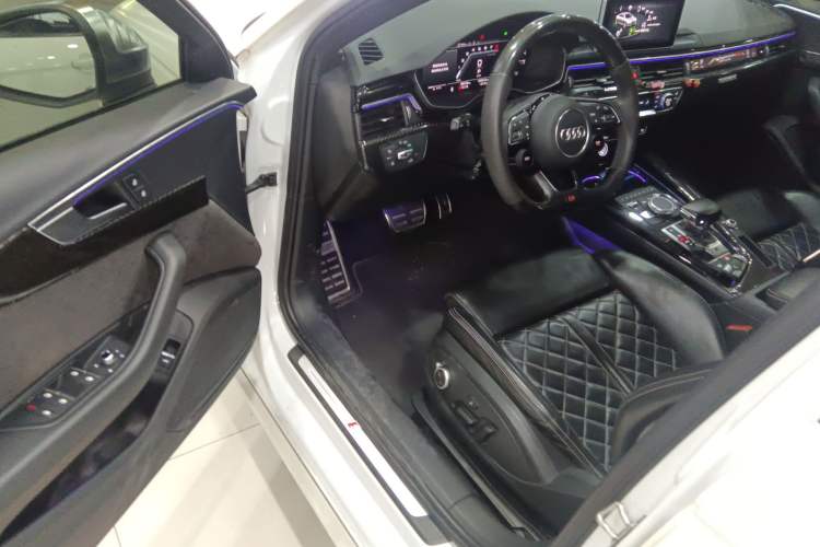 Used Audi S4 2018 S4 3.0TFSI Driver Seat
