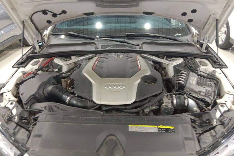 Used Audi S4 2018 S4 3.0TFSI Engine Bay