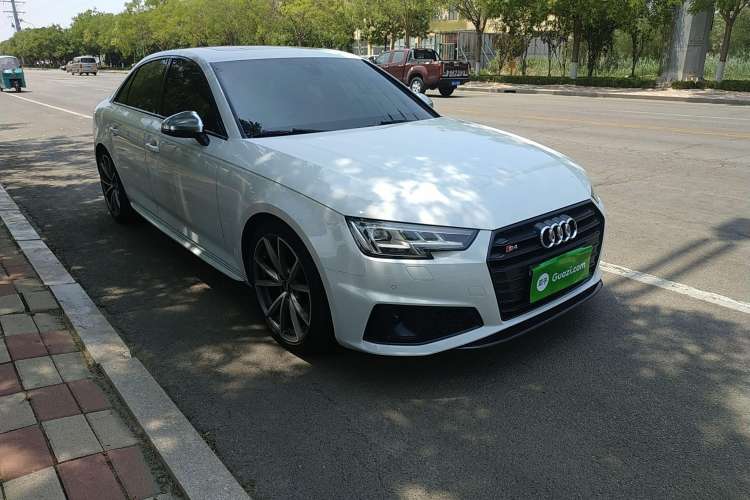 Used Audi S4 2018 S4 3.0TFSI Front Right 45 Deg