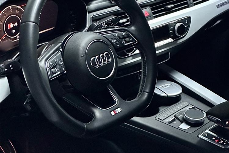 Used Audi S4 2018 S4 3.0TFSI Interior 1