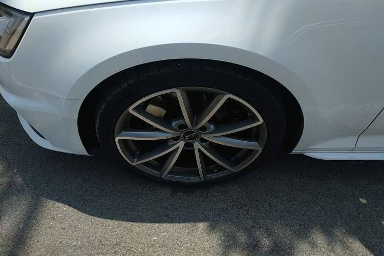 Used Audi S4 2018 S4 3.0TFSI Left Front Wheel Hub