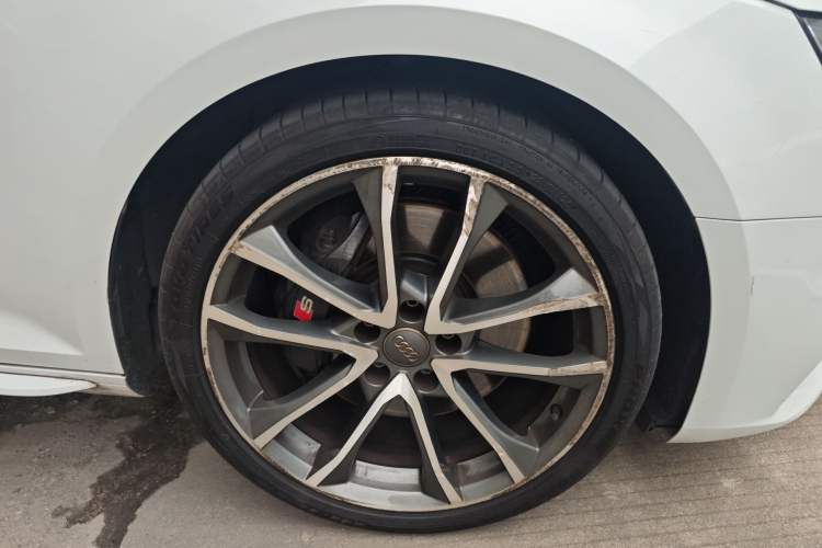 Used Audi S4 2018 S4 3.0TFSI Right Front Wheel Hub