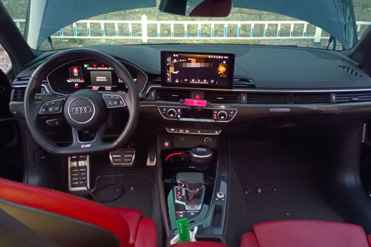 Used Audi S4 2020 S4 3.0TFSI Center Console