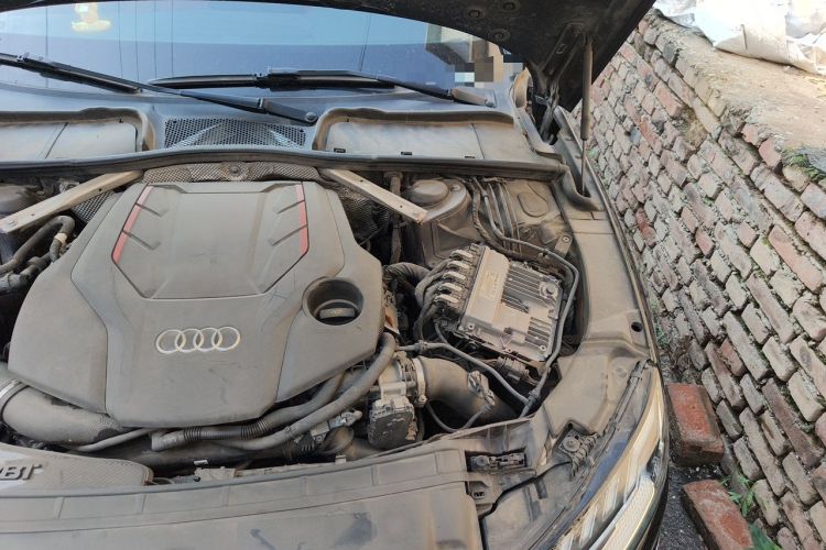 Used Audi S4 2020 S4 3.0TFSI Engine Bay Left