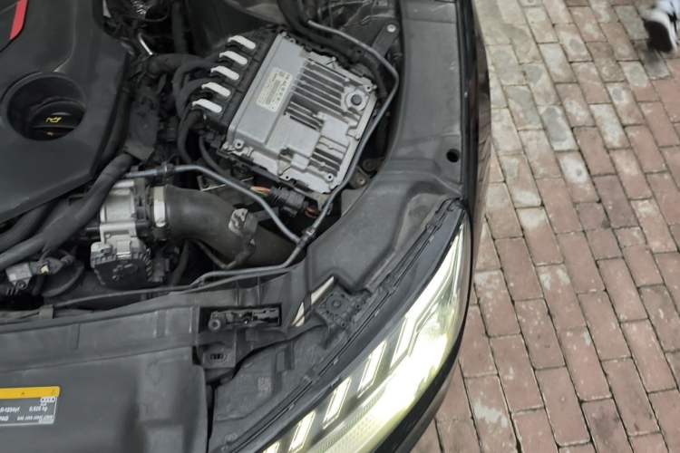 Used Audi S4 2020 S4 3.0TFSI Engine Bay Left