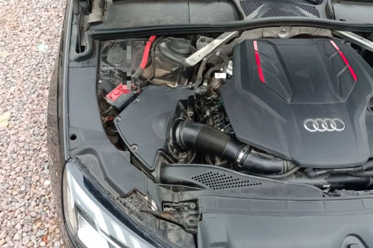 Used Audi S4 2020 S4 3.0TFSI Engine Bay Right
