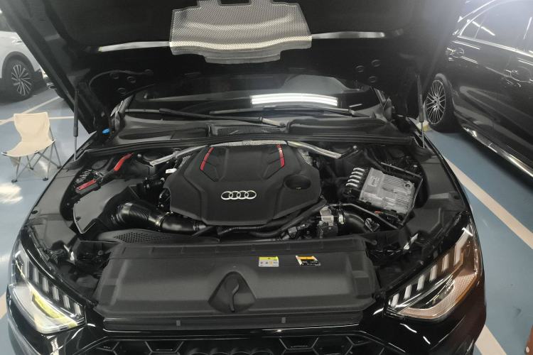 Used Audi S4 2020 S4 3.0TFSI Engine Bay