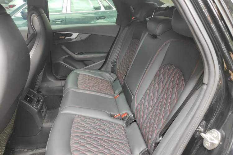 Used Audi S4 2020 S4 3.0TFSI Left Rear Seat