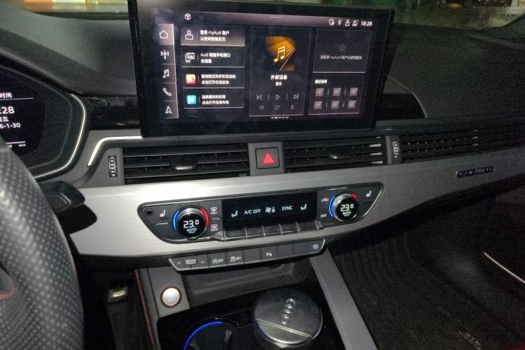 Used Audi S4 2020 S4 3.0TFSI Audio And AC Panel