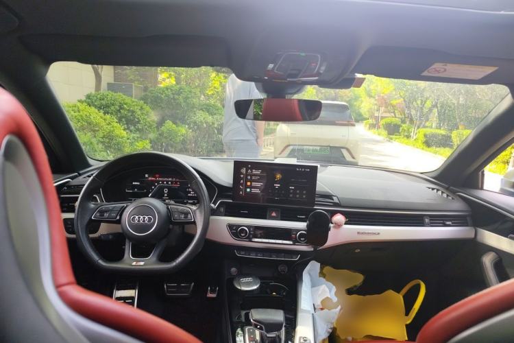 Used Audi S4 2020 S4 3.0TFSI Center Console