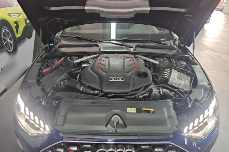 Used Audi S4 2020 S4 3.0TFSI Engine Bay