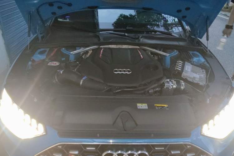 Used Audi S4 2020 S4 3.0TFSI Engine Bay