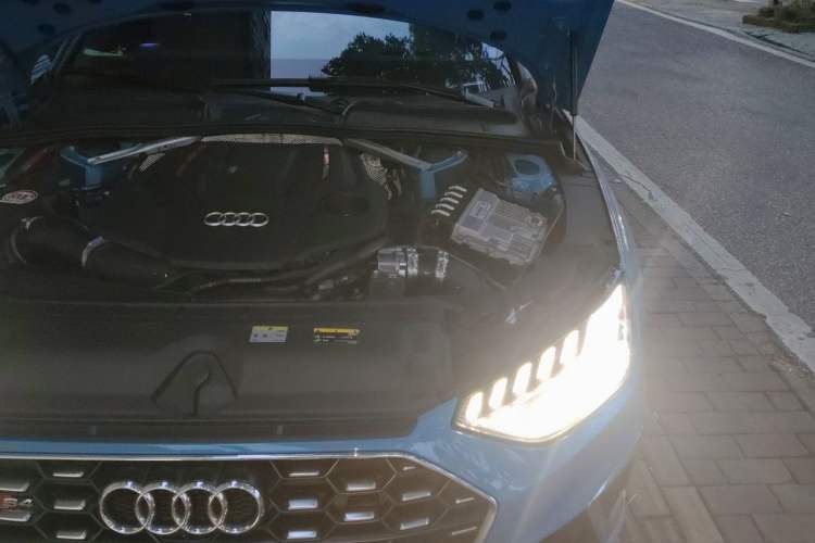 Used Audi S4 2020 S4 3.0TFSI Engine Bay Left
