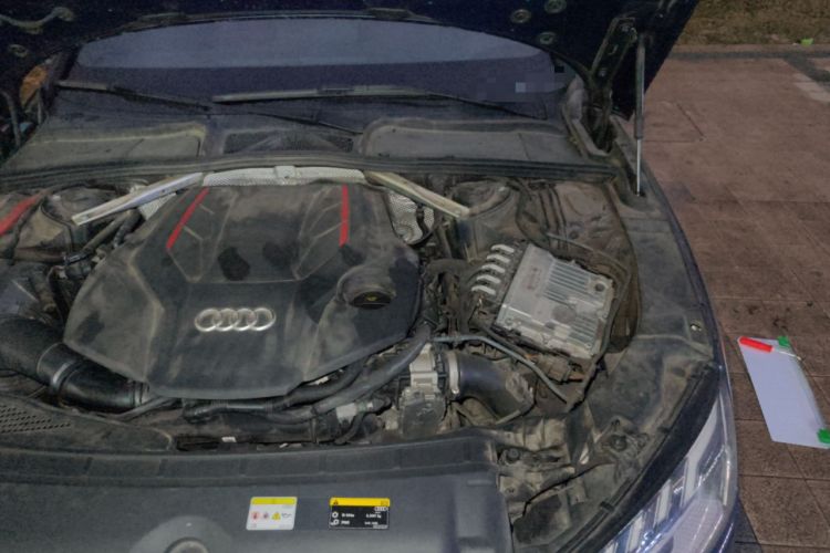 Used Audi S4 2020 S4 3.0TFSI Engine Bay Left