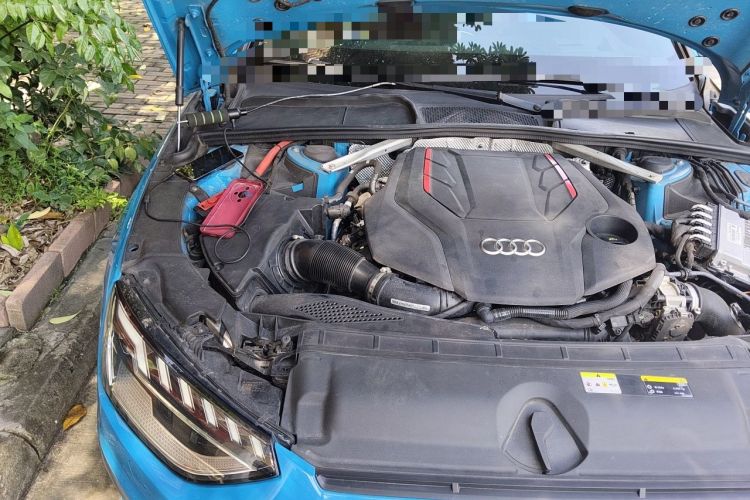 Used Audi S4 2020 S4 3.0TFSI Engine Bay Right