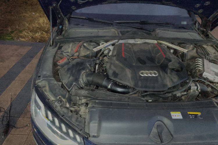 Used Audi S4 2020 S4 3.0TFSI Engine Bay Right