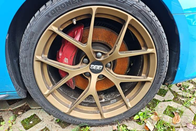Used Audi S4 2020 S4 3.0TFSI Right Front Wheel Hub