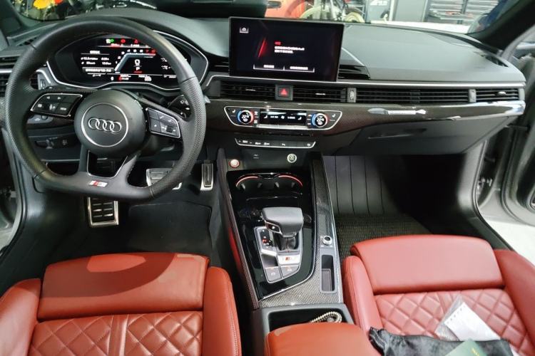Used Audi S4 2020 S4 3.0TFSI Center Console