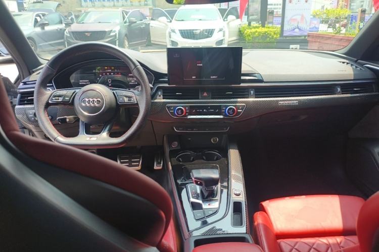 Used Audi S4 2020 S4 3.0TFSI Center Console