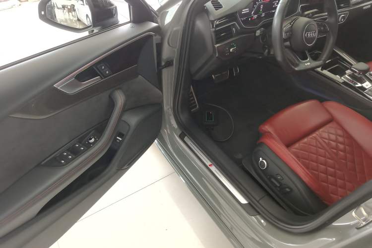 Used Audi S4 2020 S4 3.0TFSI Driver Seat