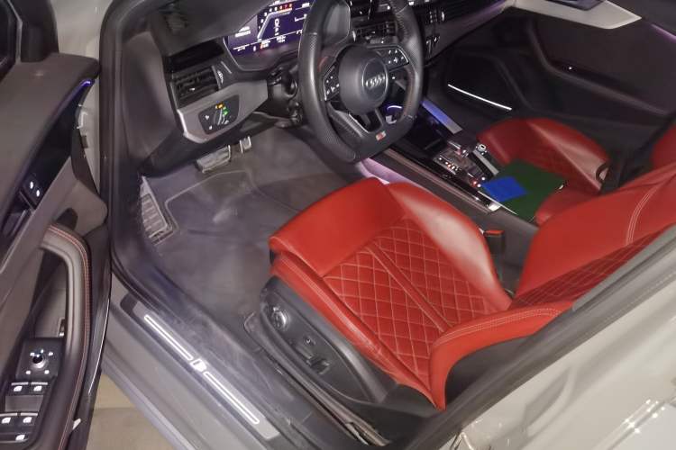 Used Audi S4 2020 S4 3.0TFSI Driver Seat