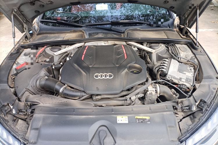 Used Audi S4 2020 S4 3.0TFSI Engine Bay