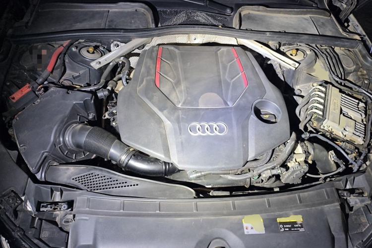 Used Audi S4 2020 S4 3.0TFSI Engine Bay