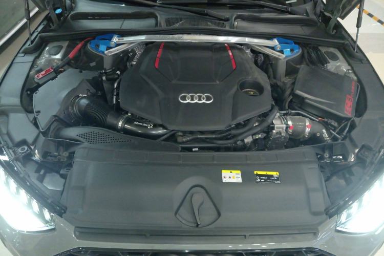 Used Audi S4 2020 S4 3.0TFSI Engine Bay