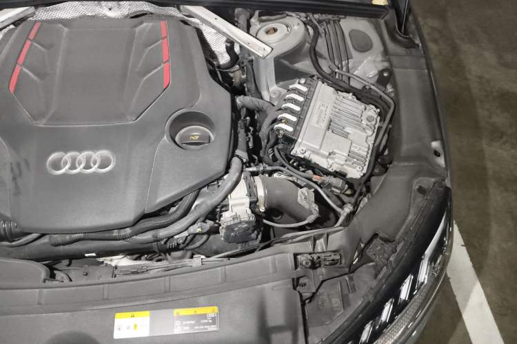 Used Audi S4 2020 S4 3.0TFSI Engine Bay Left