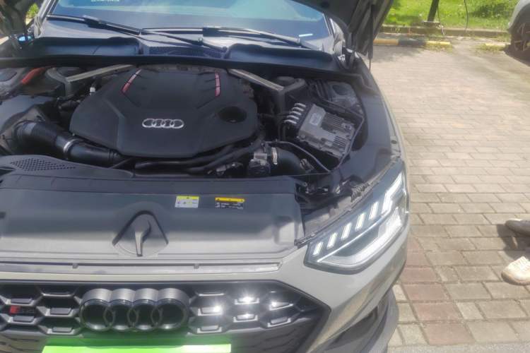 Used Audi S4 2020 S4 3.0TFSI Engine Bay Left