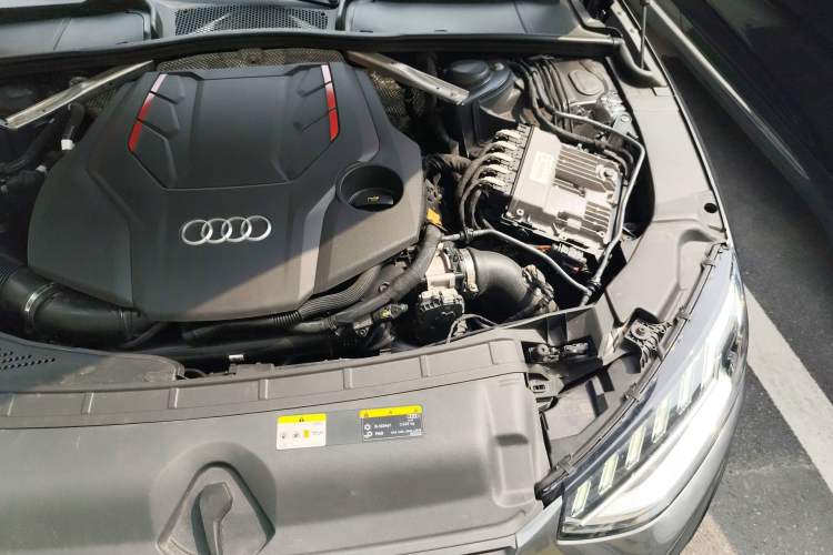 Used Audi S4 2020 S4 3.0TFSI Engine Bay Left
