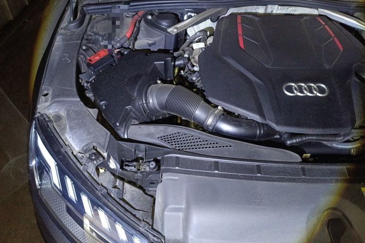 Used Audi S4 2020 S4 3.0TFSI Engine Bay Right