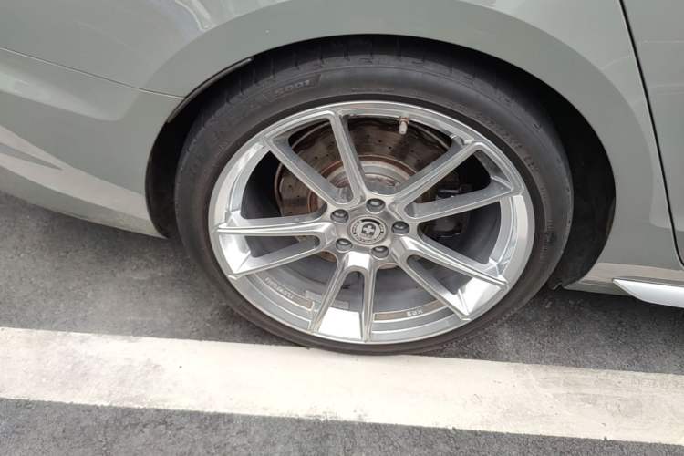 Used Audi S4 2020 S4 3.0TFSI Right Rear Wheel Hub
