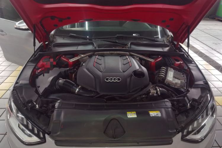 Used Audi S4 2020 S4 3.0TFSI Engine Bay