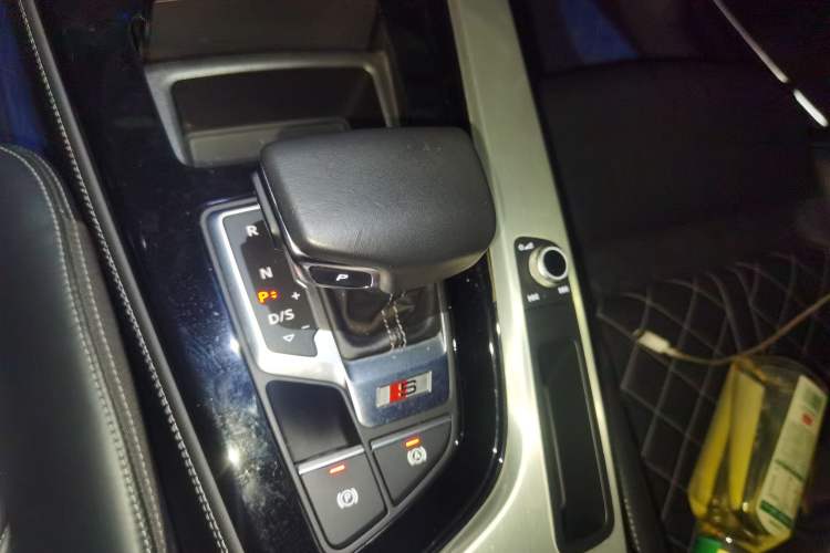 Used Audi S4 2020 S4 3.0TFSI Gear Lever