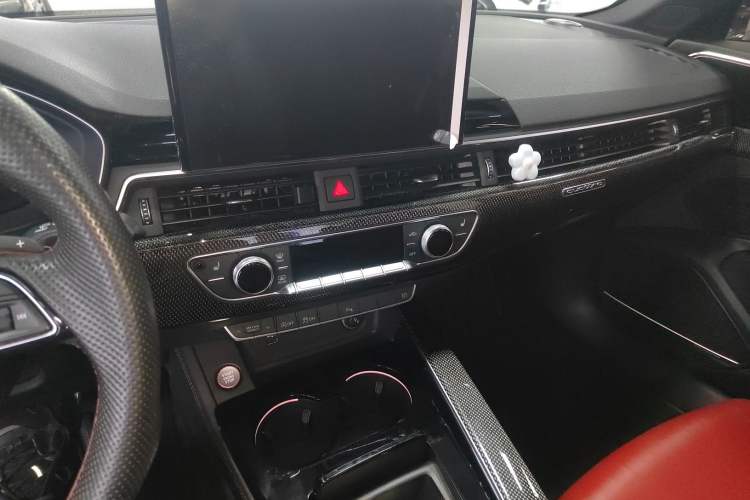 Used Audi S4 2020 S4 3.0TFSI Audio And AC Panel