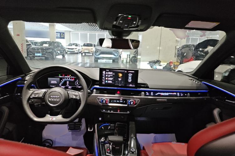 Used Audi S4 2020 S4 3.0TFSI Center Console