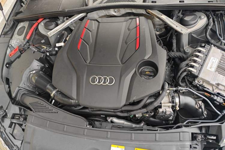 Used Audi S4 2020 S4 3.0TFSI Engine Bay