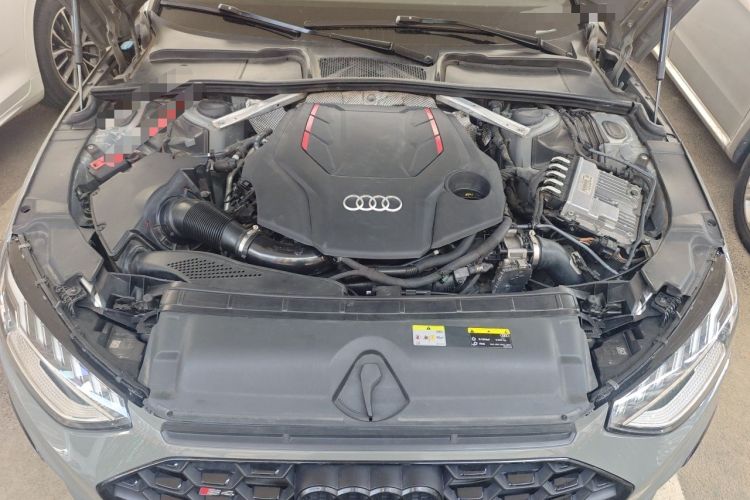 Used Audi S4 2020 S4 3.0TFSI Engine Bay