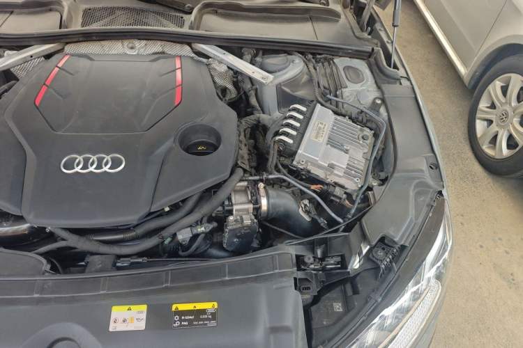 Used Audi S4 2020 S4 3.0TFSI Engine Bay Left