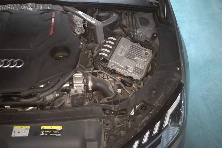 Used Audi S4 2020 S4 3.0TFSI Engine Bay Left