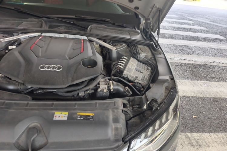 Used Audi S4  Engine Bay Left