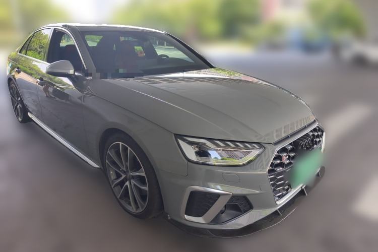 Used Audi S4  Front Right 45 Deg
