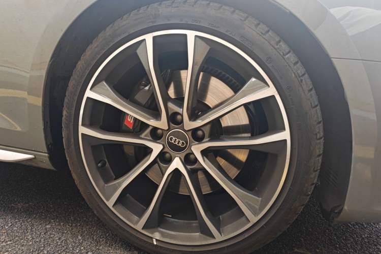 Used Audi S4 2020 S4 3.0TFSI Right Front Wheel Hub
